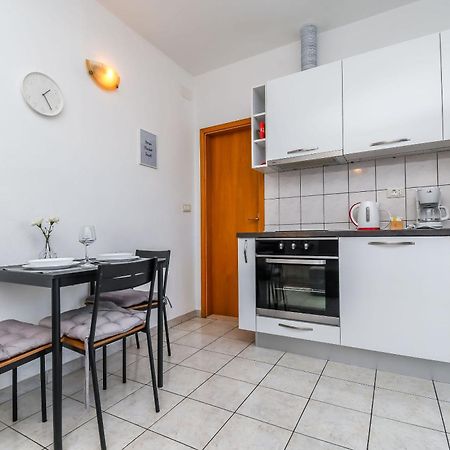 Apartment Mara Trogir Exterior photo