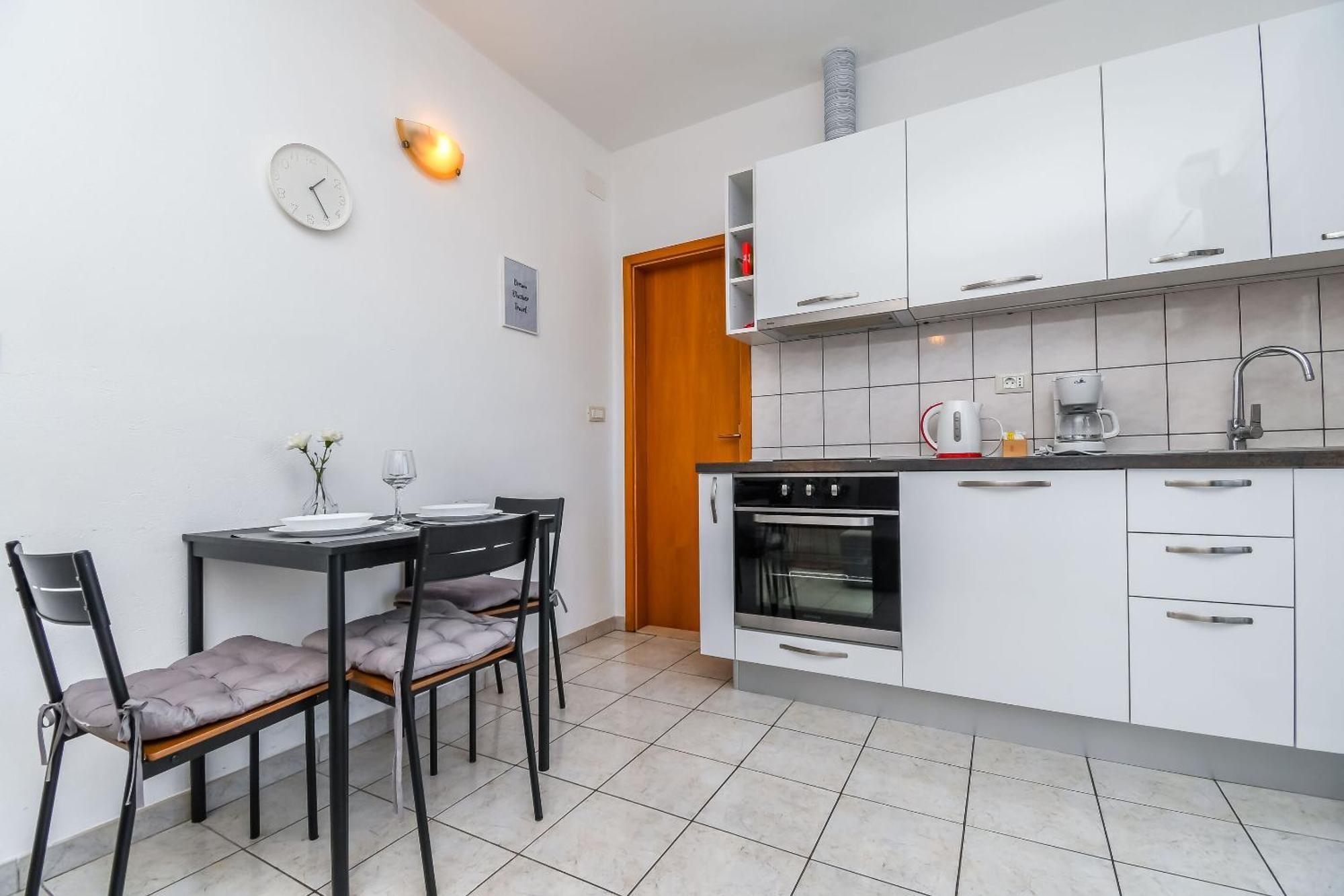 Apartment Mara Trogir Exterior photo