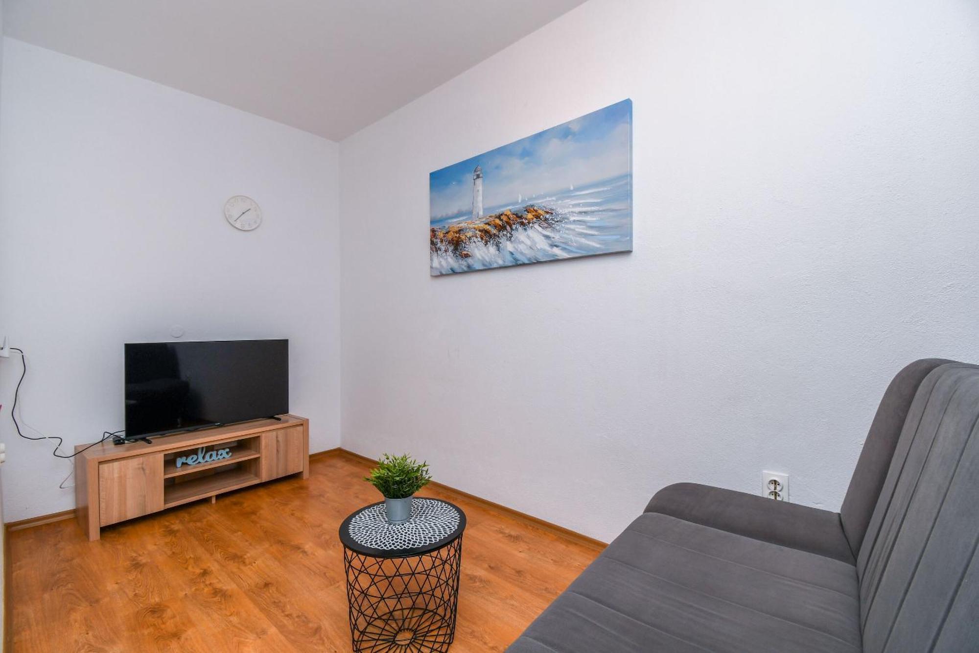 Apartment Mara Trogir Exterior photo